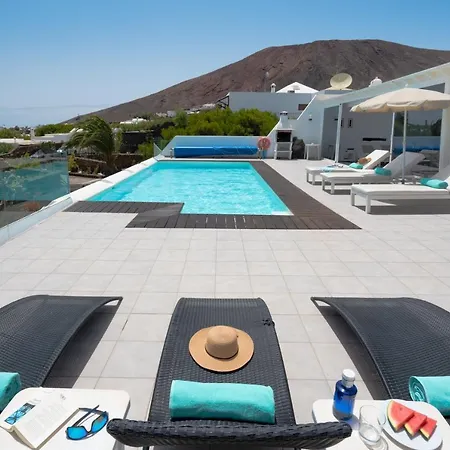 Laderas Playa Blanca